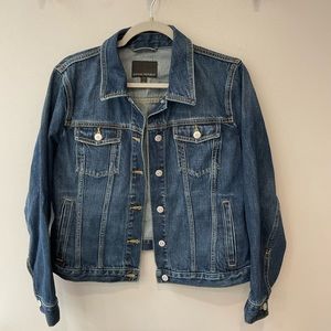 Banana Republic Denim Trucker Jacket.  LP.  Medium wash